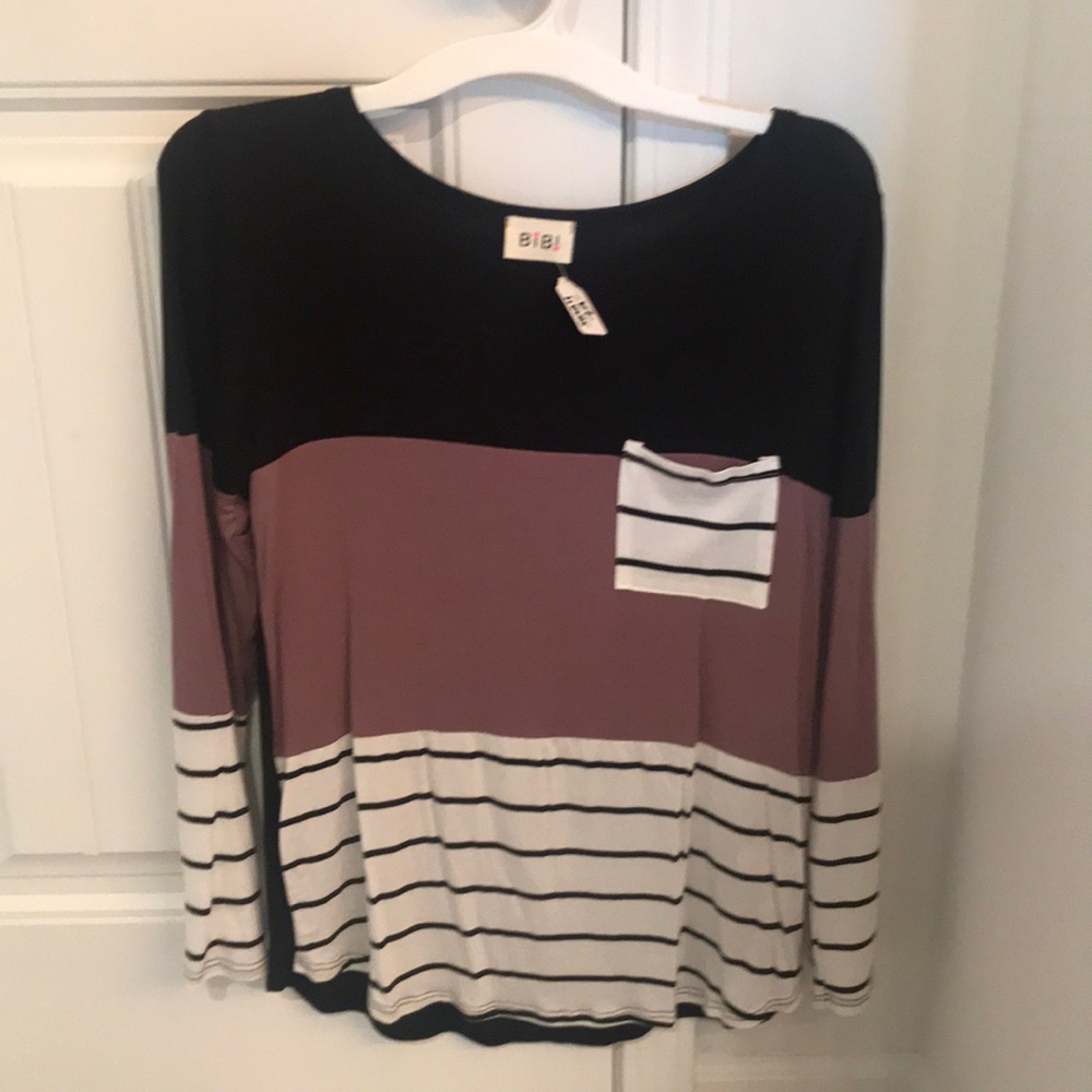 Super cute lounge top